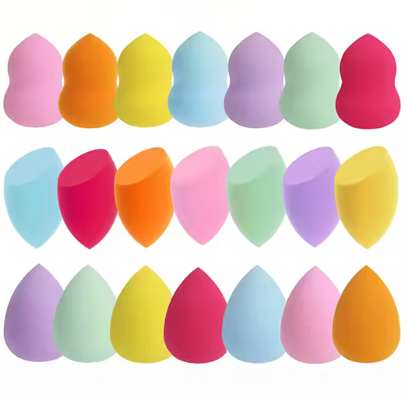 BelleVita 4-piece Makeup Sponge set- Latex-free Beauty Blenders for Flawless Foundation, Concealer, and Blending-Teardrop Shape, Reusable & Soft for all Skin Types